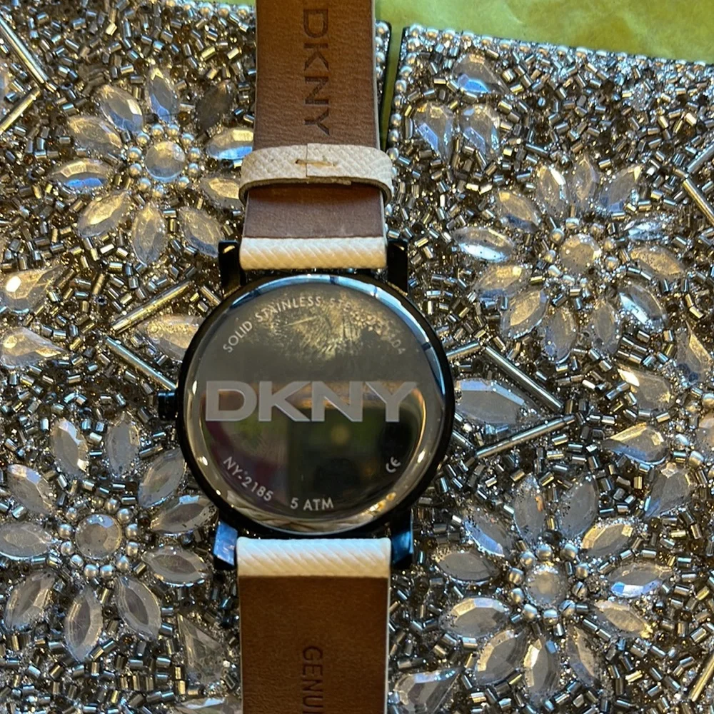 DKNY NY2185 Stainless Steel Women’s Watch – White Calfskin Leather Band